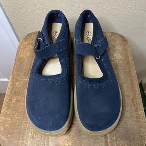 Mary Jane Navy Black Platform Mary Janes